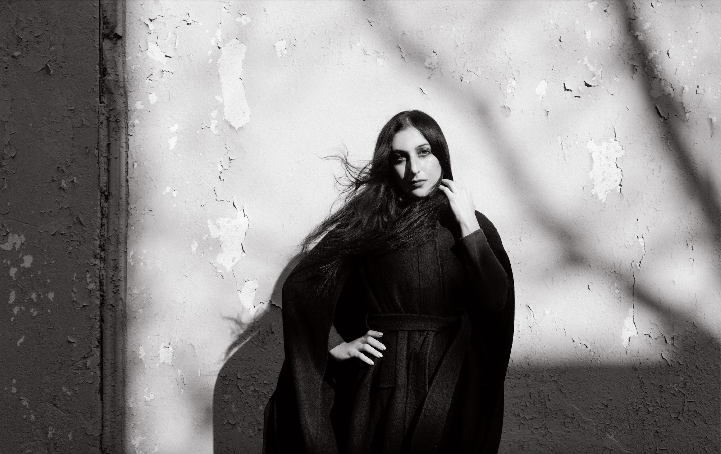 Marissa Nadler – “New Radiations”